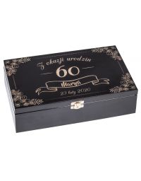 Drewniane pudełko 28x16, kolor czarny, grawer 18 30 40 urodziny