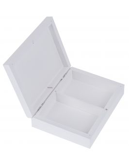 Białe pudełko na obrączki