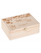 Drewniane pudełko 22x16x8 z grawerem - serduszka