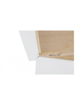 Biały kufer sosnowy 30x20cm z zapięciem