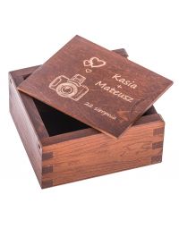 Pudełko drewniane na pendrive z grawerem - kolor orzech