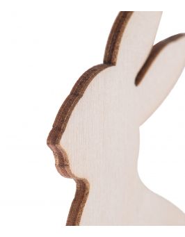 Drewniany królik na podstawce