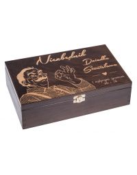 Herbaciarka drewniana 8, kolor brąz, grawer